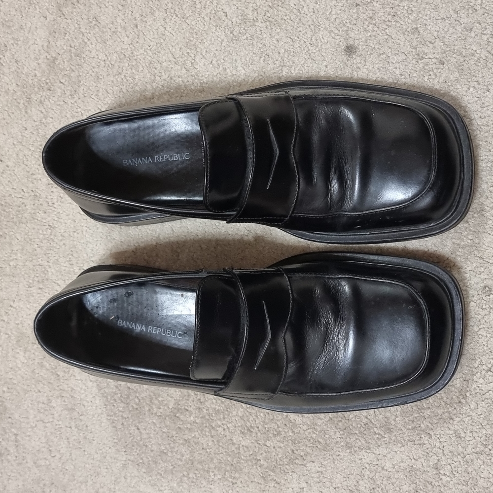 Banana Republic Black Leather Shoes